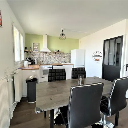 Apartment Brossolette T2 Spacieux Et Lumineux Balcon Vue Degagee *